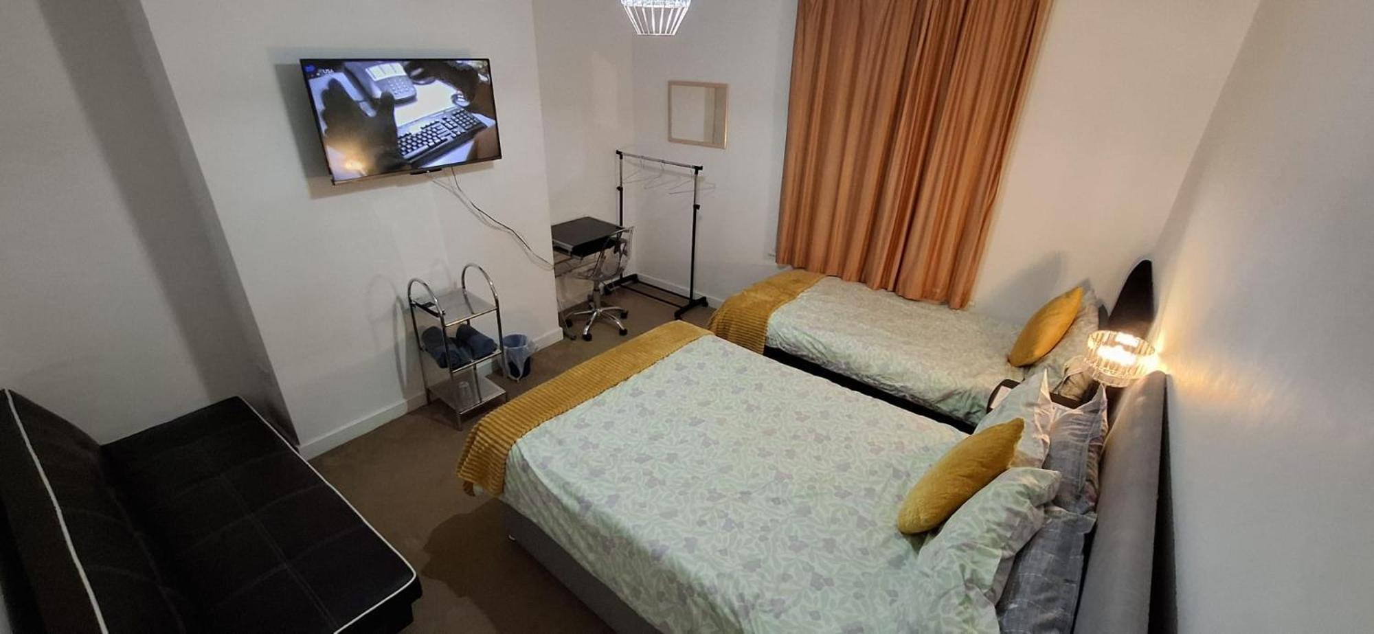 Plymouth Airbnb エクステリア 写真