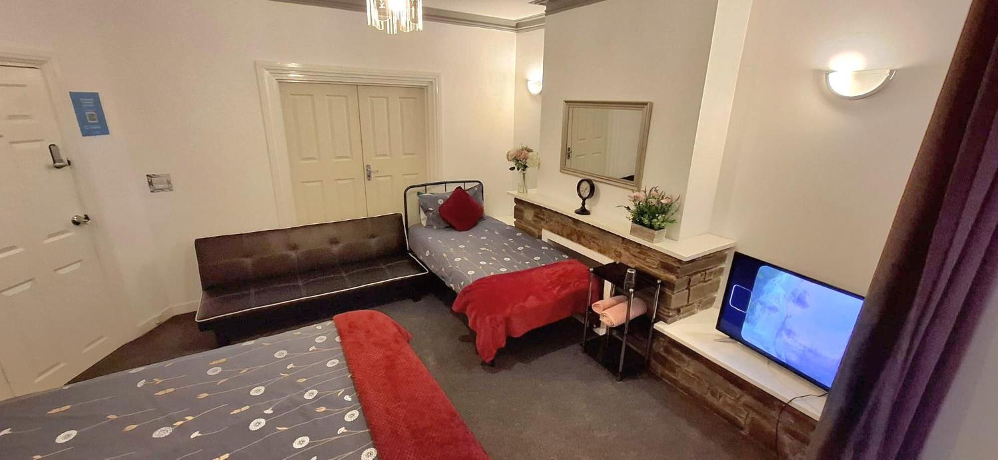Plymouth Airbnb エクステリア 写真